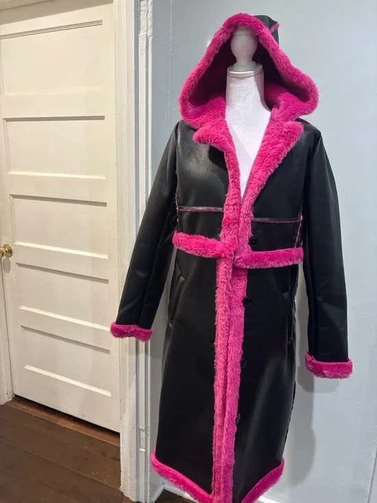 Fashion Nova Convertible Black Trench Coat with Hot Pink Fur Trim - Picture 5 of 7